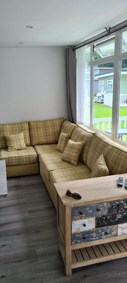 Апартаменты Forget-Me-Not 114 Woodlands Park New Quay Нью-Ки Экстерьер фото